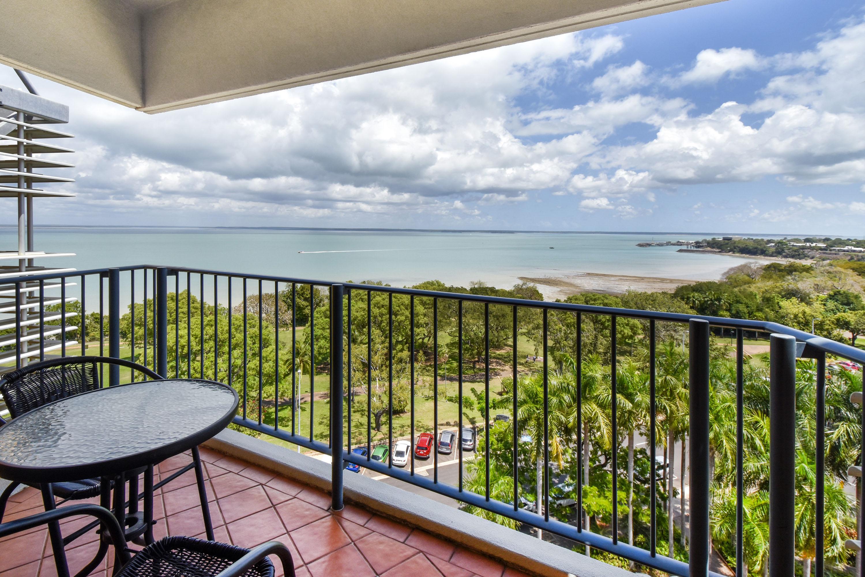 Mantra On The Esplanade Aparthotel Darwin Buitenkant foto